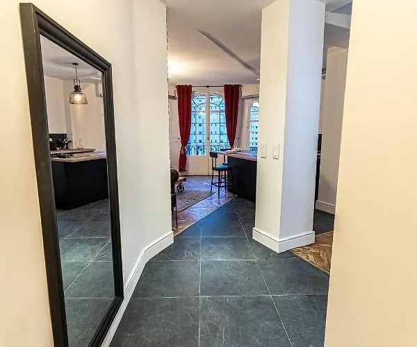 Jacuzzi-nice Quartier Des Musiciens-loft