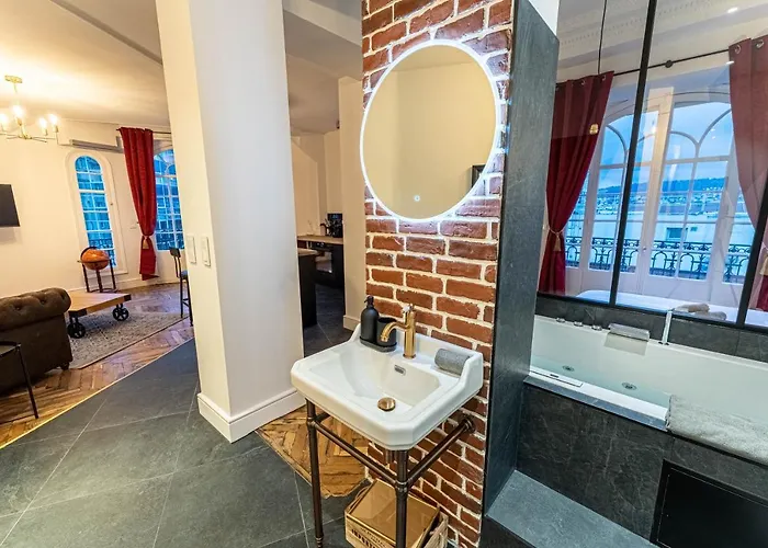 Jacuzzi-nice Quartier Des Musiciens-loft *