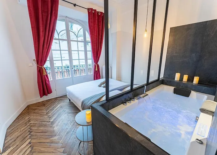 Jacuzzi-nice Quartier Des Musiciens-loft *